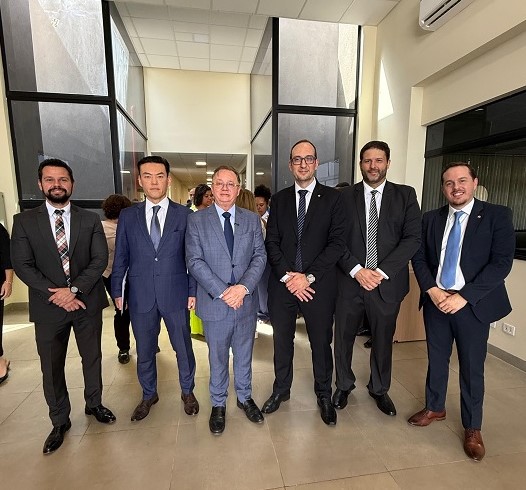 Inaugura Forum Maracaju Dr Pedro Paulo e defensores