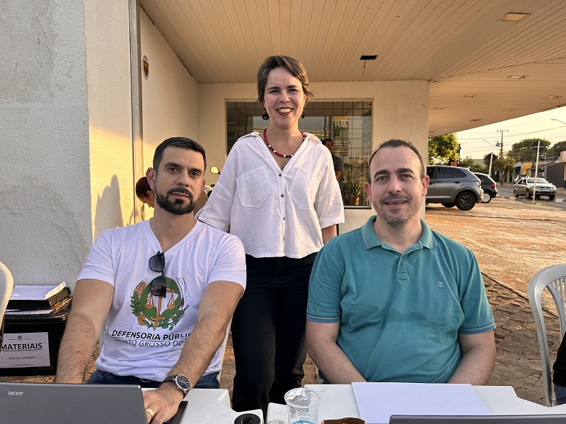 Nudedh Van Nhanha Defensores