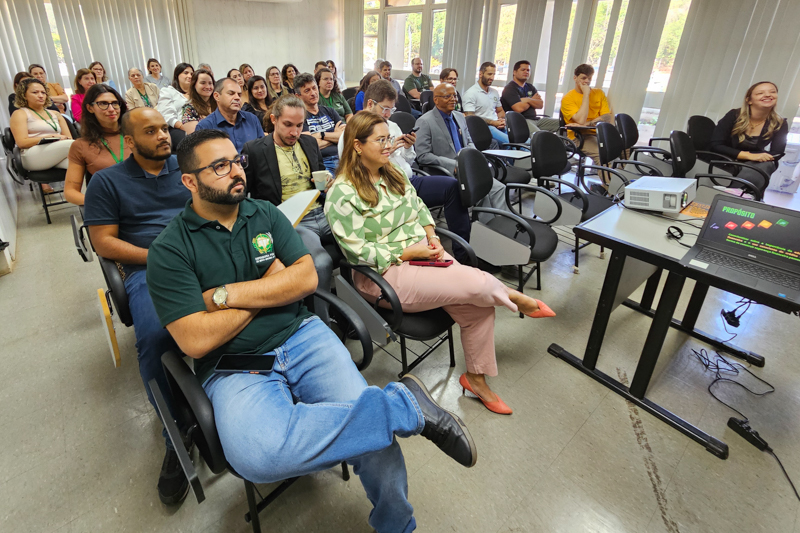 Palestra_Dr._Cadu_-_Finanças-3.jpg