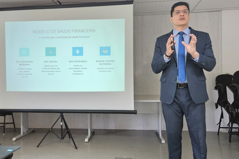 Palestra_Dr._Cadu_-_Finanças-5.jpg
