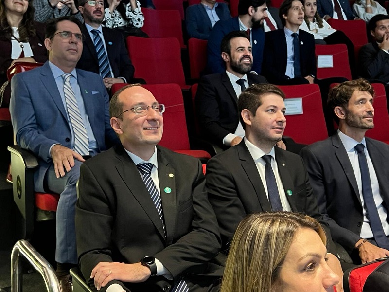 capainstalação2varatrfok3.jpg