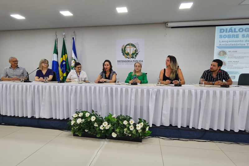 Dialogos Saúde Trans dra. Thaisa 2