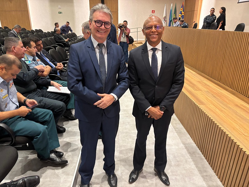 Dr José e delegado geral