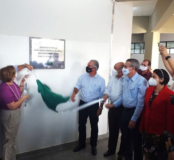 Dra Patricia Reinaldo entrega reforma capa