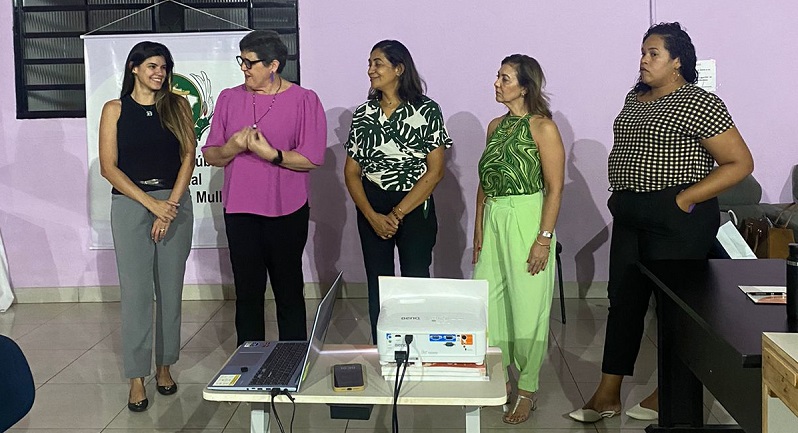 Nudem em Defesa delas 2