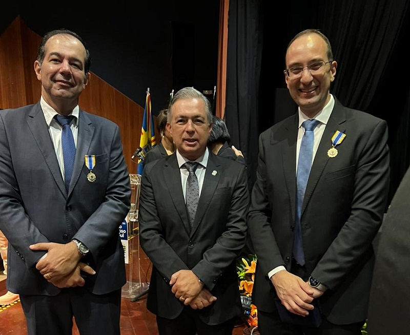 capa 1 medalha policia civil3